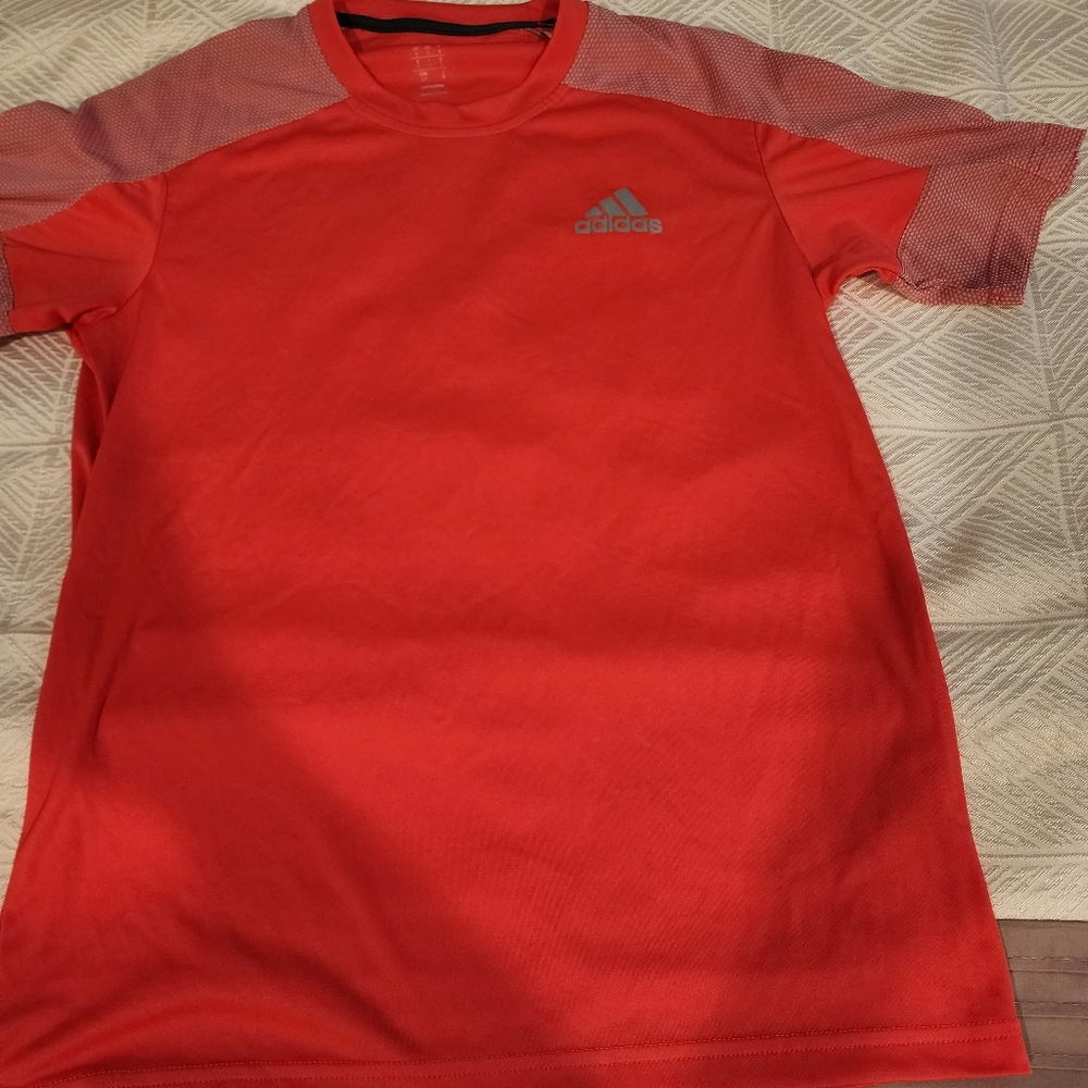 ADIDAS Climalite tech shirt Adult Small